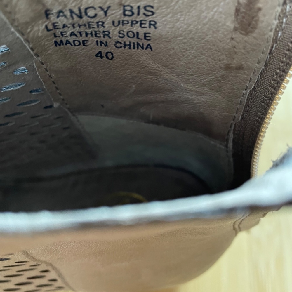Ash Fancy Bis View 6